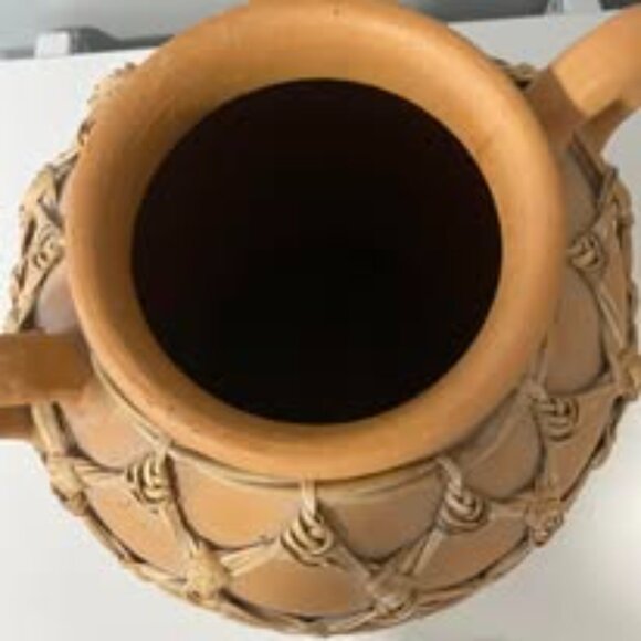 (VHD) Vintage. Clay. Pot - Picture 7 of 7